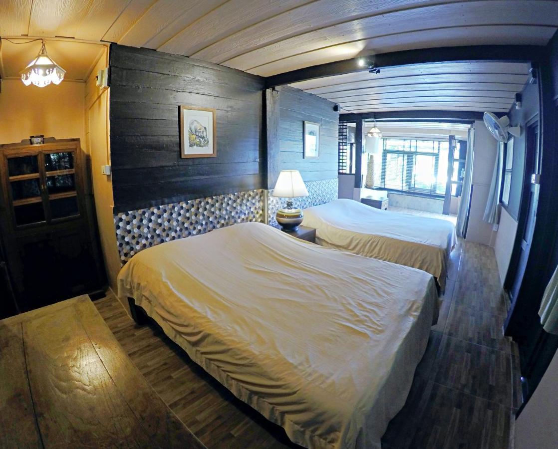 The Riverside Guest House Лампанг Екстериор снимка