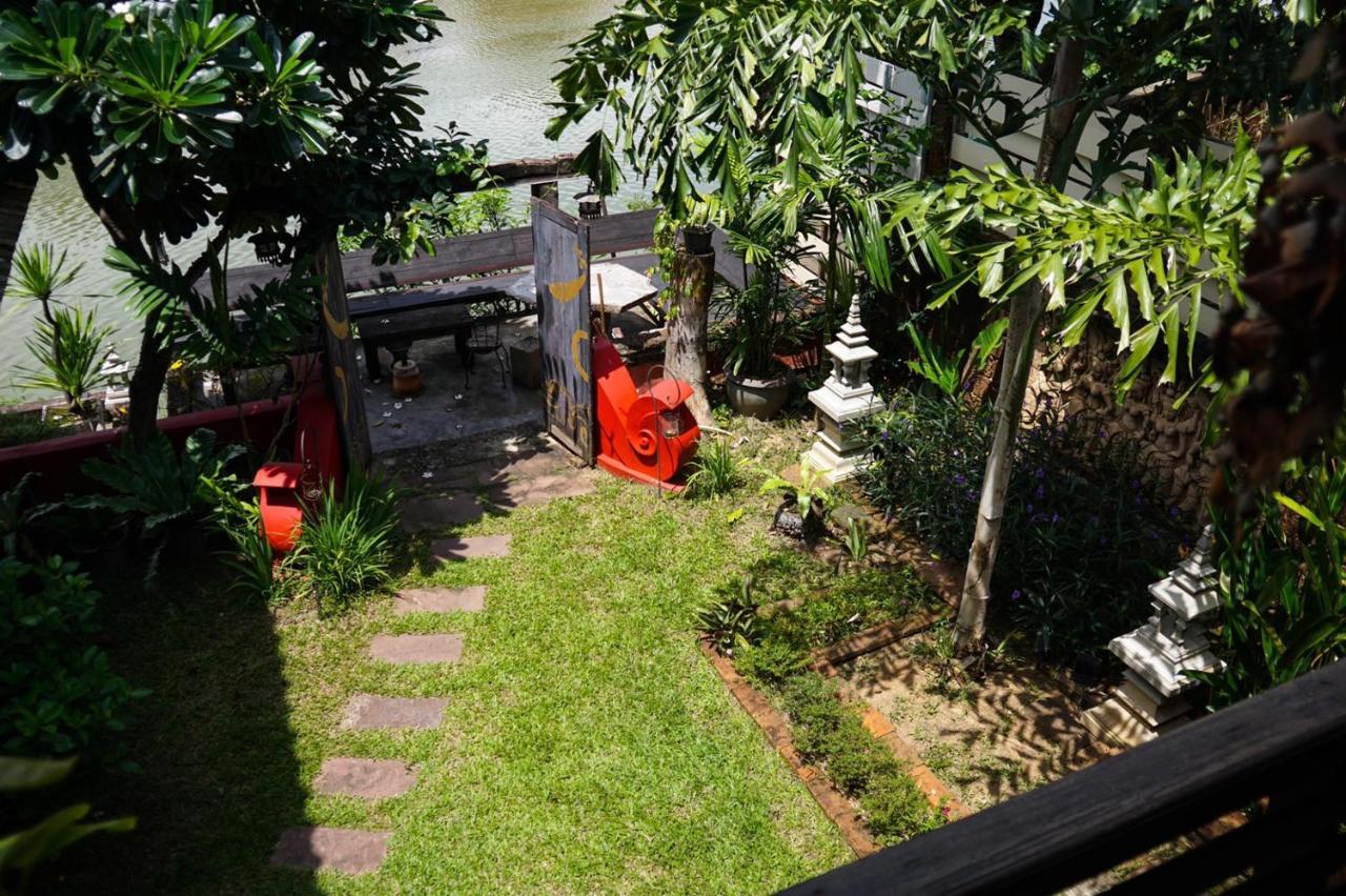 The Riverside Guest House Лампанг Екстериор снимка
