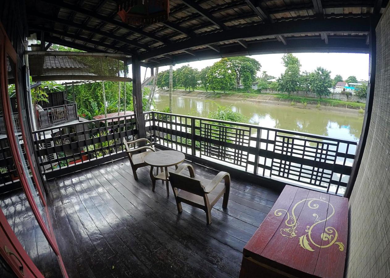 The Riverside Guest House Лампанг Екстериор снимка
