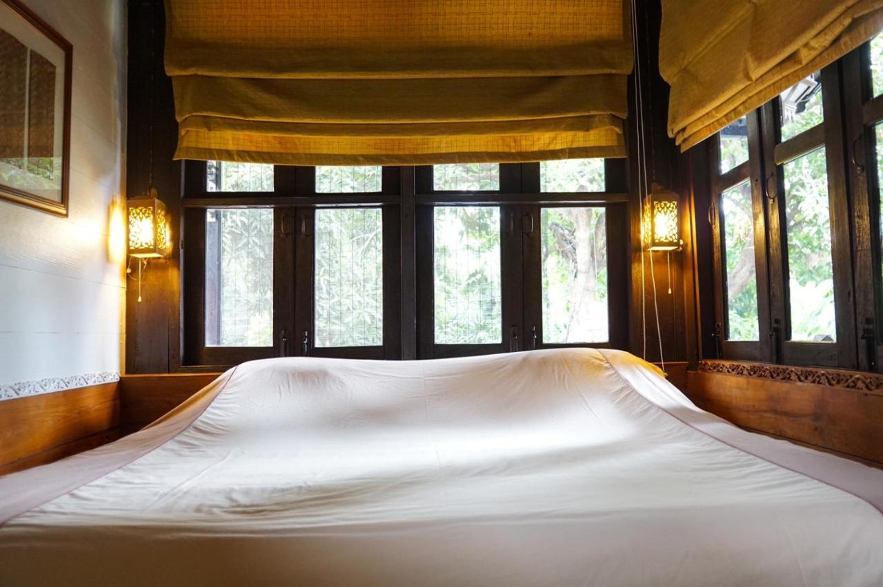 The Riverside Guest House Лампанг Екстериор снимка