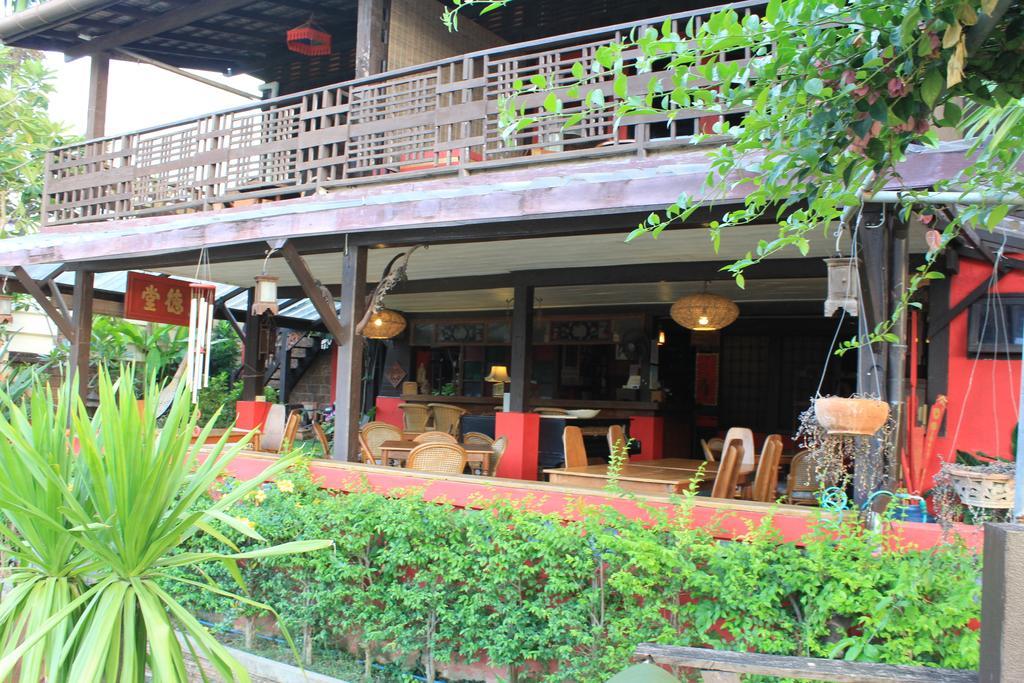 The Riverside Guest House Лампанг Екстериор снимка